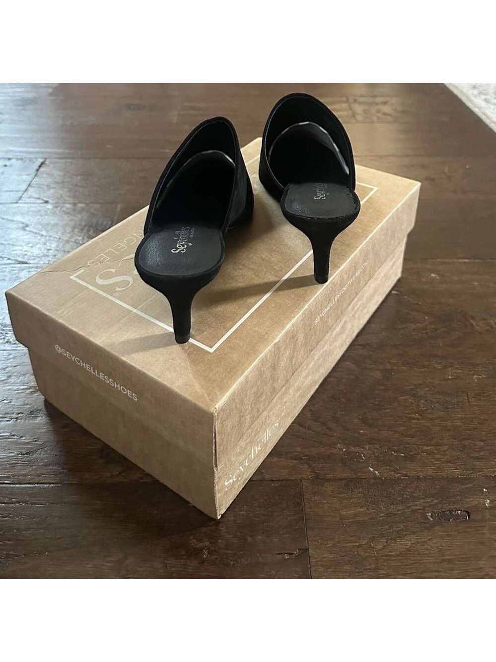 SEYCHELLES-Obsession Mule-black suede-7.5-brand new - Picture 8 of 11